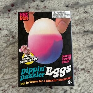 Dippin' Dazzler Eggs - Color Changing Squishy Egg - Nosey Posey Pink
